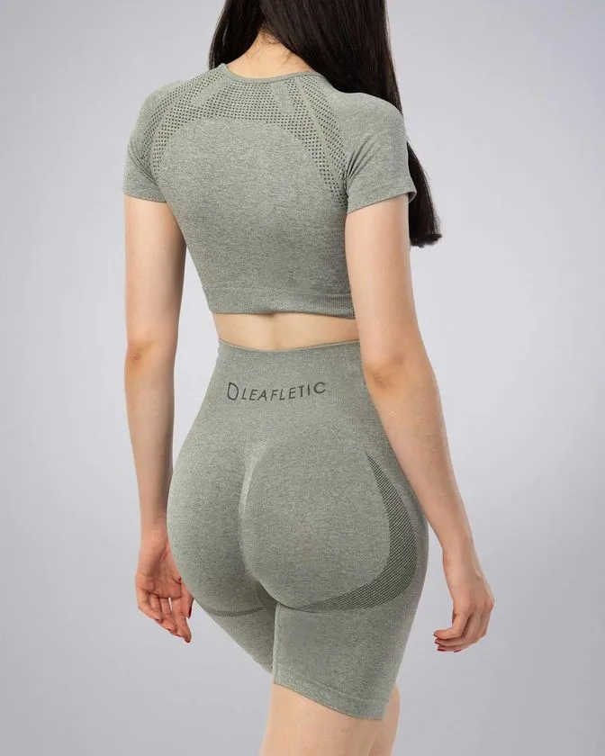 Sportbekleidung Tops und Shorts für Damen